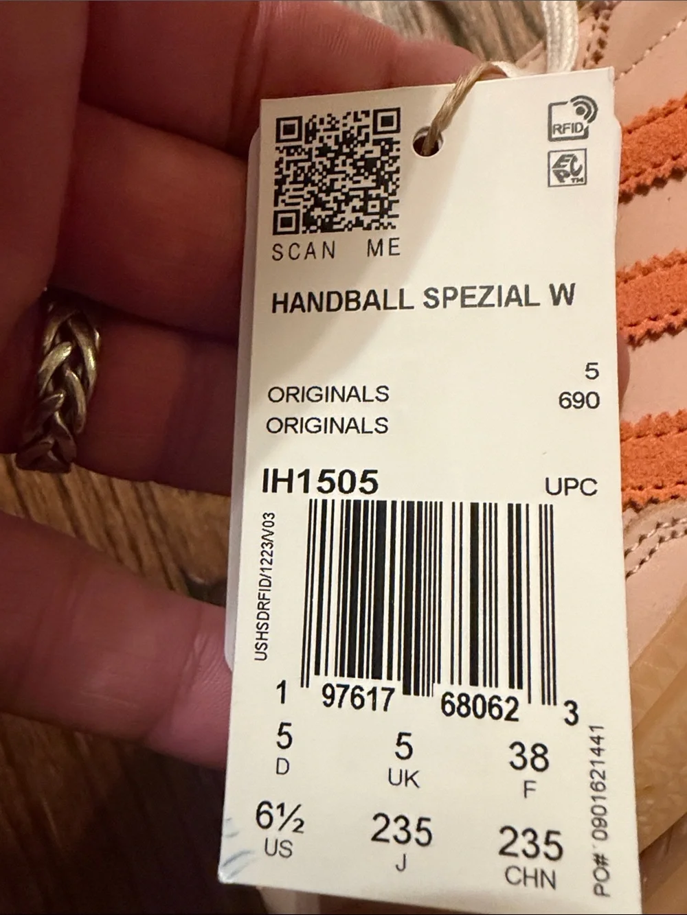 adidas Hardball Spezial Women's Sneakers in Peach & Orange